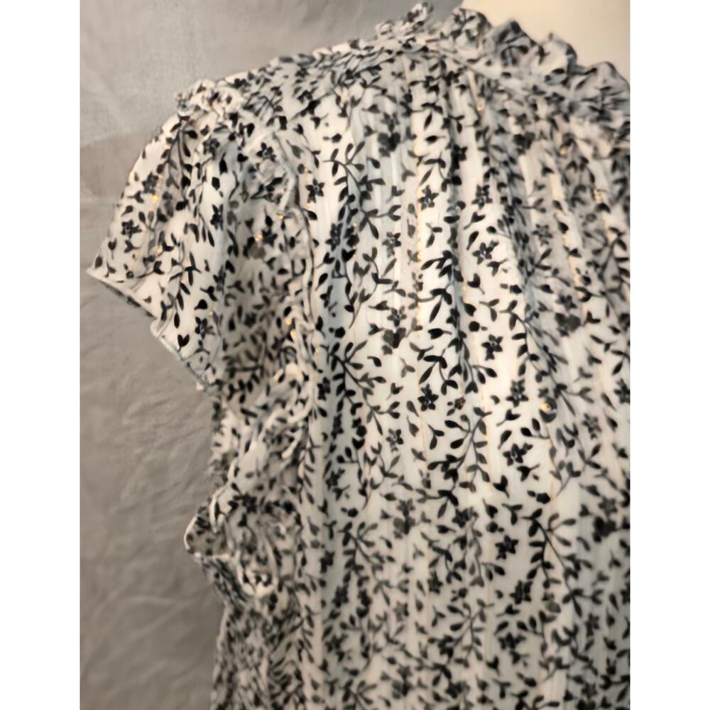 Tamara H Womens Blouse Flutter Sleeve Ruffle Neck Black Gold White Floral 1X - Picture 7 of 11